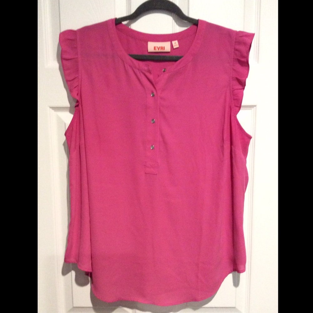 EVRI Hot Pink Blouse sz 1X Scallop Sleeve